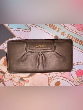 Coach Brown Wallet (rehab)